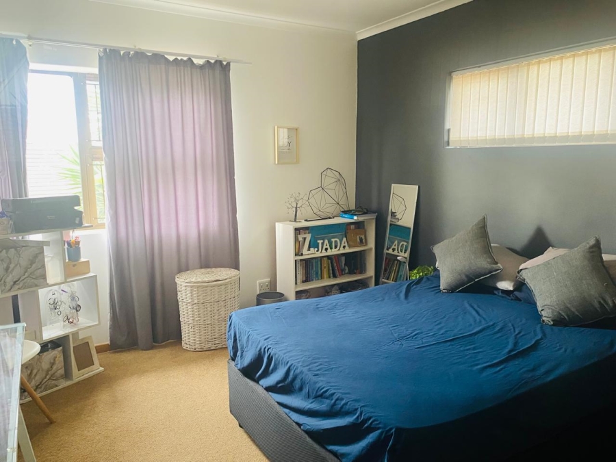 4 Bedroom Property for Sale in Summerstrand Eastern Cape